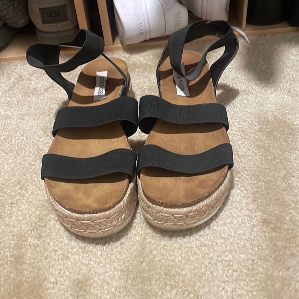 Steve Madden platform
